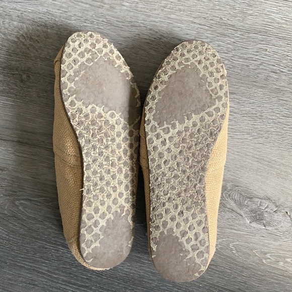 Toms - Picture 5 of 7